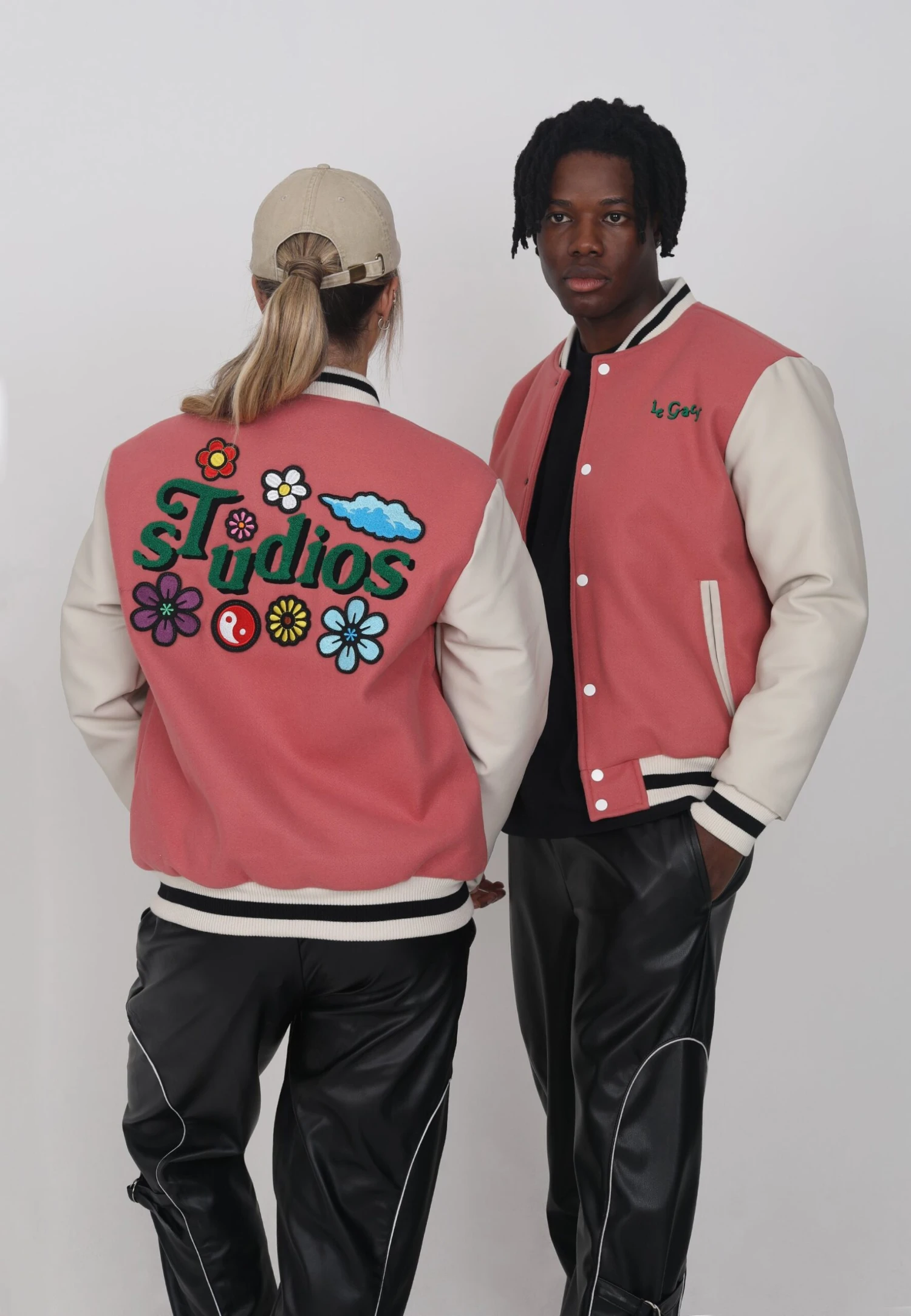 Lamar Varsity Jacket Unisex - Imitatieleren Jas - Coral 3 Lamar Varsity Jacket Unisex - Imitatieleren Jas - Coral