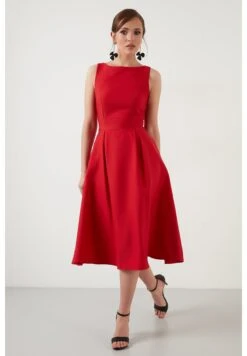 LELA Crew Neck Pleated Midi - Cocktailjurk - Red -Damesmode 02745fe0437945cd83718f65265d06ea
