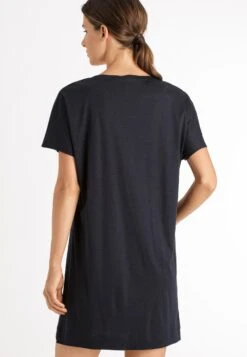 HANRO Laura - Nachtjapon - Midnight 10 HANRO Laura - Nachtjapon - Midnight -Damesmode 06953f7e188942fd9646820fcd6e8ddf