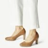 Tamaris Klassieke Pumps - Camel 1 Tamaris Klassieke Pumps - Camel -Damesmode 07aa793520814cb083fbd2b03c74950a