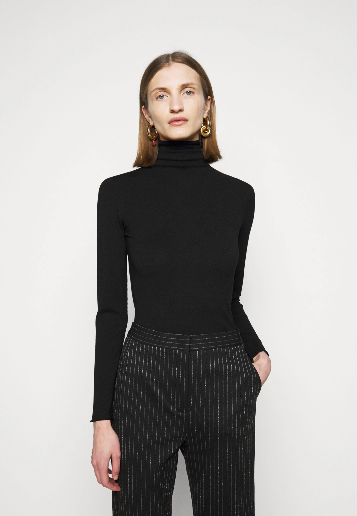 MAX & Co. Manama - Trui - Black 3 MAX & Co. Manama - Trui - Black