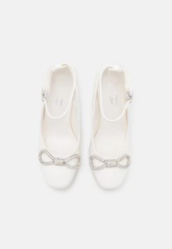 Call It Spring Vegan Kamilia - Plateaupumps - White 13 Call It Spring Vegan Kamilia - Plateaupumps - White -Damesmode 0d4a591de3104f0ebc1d65fcef21283a