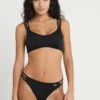 Bruno Banani Alexa Set - Bikini - Black -Damesmode 1df8a0643ed445339ca336edb04c47b2