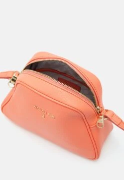 Patrizia Pepe Schoudertas - Coral Fluo 8 Patrizia Pepe Schoudertas - Coral Fluo -Damesmode 22a52274475141c4ade79a549027f0d0