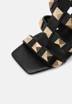 Steve Madden Capri - Sandalen - Black -Damesmode 230b9ba9c36b464dade89d6ce01a6876