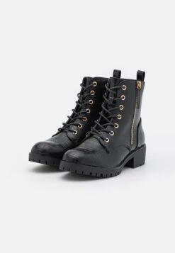 Veterboots - Black -Damesmode 2646eb309d024a4ca3f71652ae6c1190