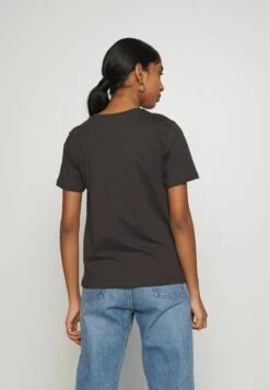 Even&Odd Hattie Mirrored Dragons Tee - T-Shirt Print - 801 - Anthracite 10 Even&Odd Hattie Mirrored Dragons Tee - T-Shirt Print - 801 - Anthracite -Damesmode 267d0a12c2314e9a96daf0cec488c459