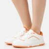 Sneakers Laag - White/Orange -Damesmode 28cb5d2d216347e481ba984f808de516