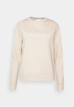 Calvin Klein Core Logo - Sweater - White Clay -Damesmode 28fe3dac0bd4491aa03e5804ed475f3b