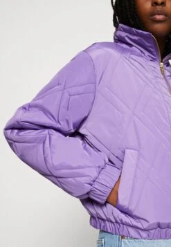 Noisy May Ziggy Quilt - Bomberjacks - Paisley Purple -Damesmode 2cc51ded0654446793462669bad83c69