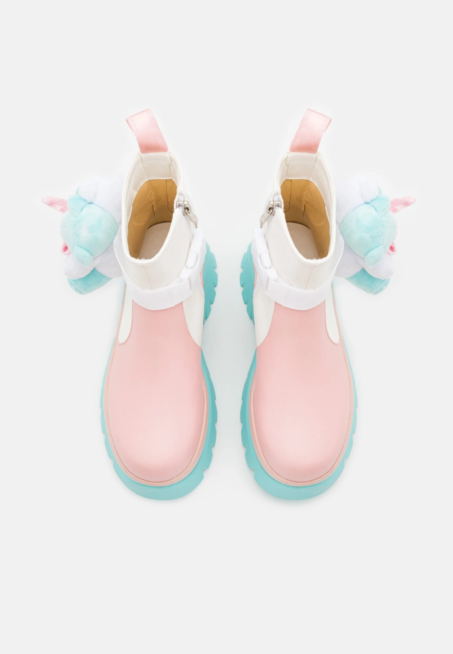 KOI FOOTWEAR Melanie Martinez Sweet Teddy Bear Platform Boots - Korte Laarzen - Blue/Pink/White 8 KOI FOOTWEAR Melanie Martinez Sweet Teddy Bear Platform Boots - Korte Laarzen - Blue/Pink/White - Afbeelding 6