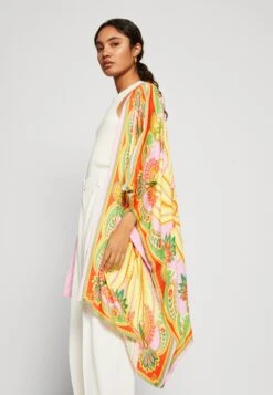 Farm Rio Beach Toucans Scarf Kimono - Lichte Jas - Multicolor -Damesmode 30f4885336704e40b1198ecfa50b33ec