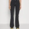 Flared Jeans - Black Denim -Damesmode 31bfd63f44754ec898f4e0b33a83d7c6