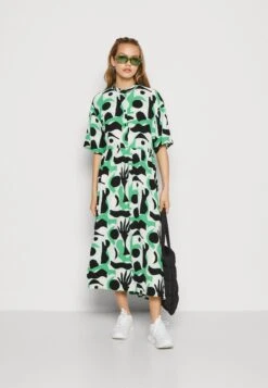 Monki Blousejurk - Green Lisendna -Damesmode 362ac2c2732744d1952ff2bf345c91c3