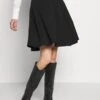 Anna Field Basic Mini A-Line Skirt - Minirok - Black -Damesmode 463ee107b5bb41bc8529e1f7aa418e7f