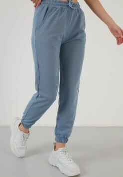 LELA Slim Fit - Trainingsbroek - Baby Blue 9 LELA Slim Fit - Trainingsbroek - Baby Blue -Damesmode 4b39960b578b4beda1a5a30c7a733f26