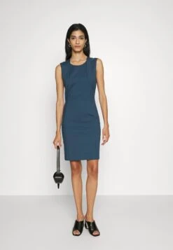 Patrizia Pepe Abito Dress - Etui-Jurk - Petrol Blue 9 Patrizia Pepe Abito Dress - Etui-Jurk - Petrol Blue -Damesmode 4e82f3c0aabf4a11bfe62b0ab11da23d