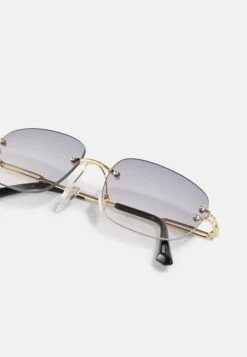 Jack & Jones Jacberlin Unisex - Zonnebril - Purple Magic -Damesmode 4f95823acc6a4e6990b3941f848e3cb5