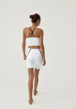 Born Living Yoga Daira - Sport-Bh Met Light Support - White -Damesmode 5386750c5379407da1777ac18f06ffa0