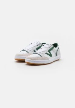 Vans Lowland Unisex - Sneakers Laag - Court Green/White 9 Vans Lowland Unisex - Sneakers Laag - Court Green/White -Damesmode 53c3731aca734c57b1e625ff0170ea38