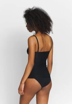 Chantelle Hemd - Schwarz -Damesmode 5414217804414a8780e7a15dde8c01ff