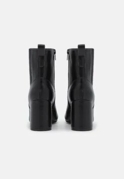 Anna Field Korte Laarzen - Black -Damesmode 5d2d432fbb5944eab4f8cbec25e459e2