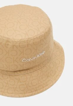 Calvin Klein Must Bucket Hat - Hoed - Safari Mono -Damesmode 6583125726c244a995e105a5f50803d5