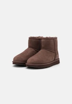 Ugg Classic Mini - Korte Laarzen - Burnt Cedar -Damesmode 6df7fd5e54c241b1a5941176699be267