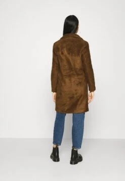 ONLY Onlclaire Coat - Mantel - Toasted Coconut -Damesmode 7458551cf66844d4aa104b1ac3073670