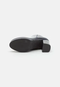 Even&Odd Enkellaarsjes Met Plateauzool - Dark Blue -Damesmode 7a58b85970ff4f2abd7f3320802cc181