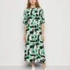 Monki Blousejurk - Green Lisendna -Damesmode 83ef69118cf344f08d9e7d9ee2d0647a