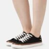 Wide Fit - Sneakers Laag - Black -Damesmode 8964a51c6eb948ccb5aab18a72be790d