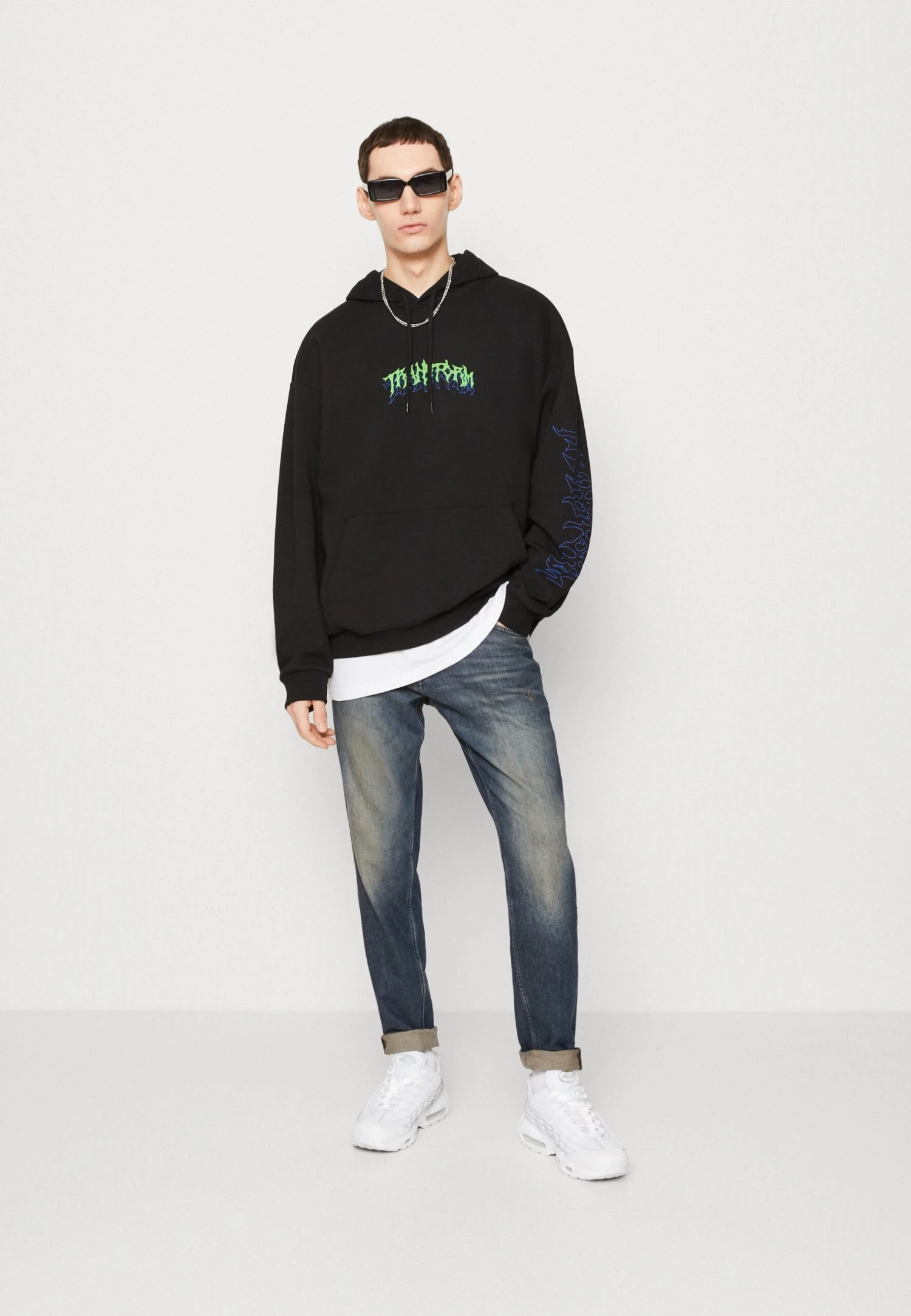 YOURTURN Transform Unisex - Sweater - Black 4 YOURTURN Transform Unisex - Sweater - Black - Afbeelding 2