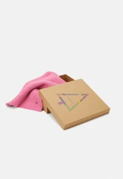 ESPRIT Xmas Box Set - Sjaal - Pink -Damesmode 8e12ac86f5b64735b944c98ecaa3bd6b