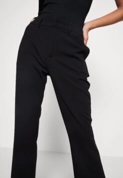 Noisy May Nmrobyn Bootcut Pants - Broek - Black -Damesmode 9055c2c81dc0472abc1c22ace32f153f