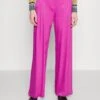 Patrizia Pepe Pantaloni Trousers - Broek - Orchid Purple -Damesmode 91cb75355fb74e2f8905f7a61e6022a9