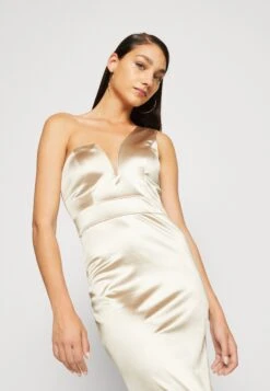 Wal G Evalina One Sleeve Maxi - Galajurk - Champagne -Damesmode 9346ebbebd34415996d3098c673a1593