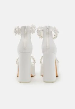 KOI FOOTWEAR A Secret Arrangement - Sandalen Met Hoge Hak - White 11 KOI FOOTWEAR A Secret Arrangement - Sandalen Met Hoge Hak - White -Damesmode 9e500198ab02441e8bc375244c8761de