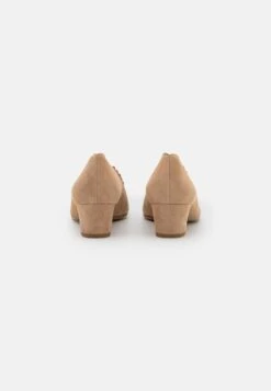 Gabor Comfort Klassieke Pumps - Sand 11 Gabor Comfort Klassieke Pumps - Sand -Damesmode a1bb1ca31a5d454b9abf6b15999687f9