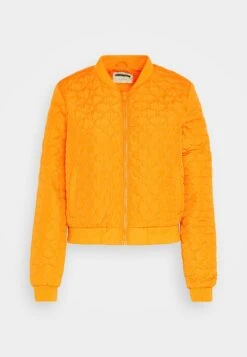 Noisy May Nmvivi- Bomberjacks - Vibrant Orange -Damesmode a458d7d041d44c2b9d664b915ddbc5d0