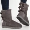 Ugg Bailey Bow - Korte Laarzen - Grey -Damesmode aa2da5fe7ecb456b8e1f9c6957306c7f