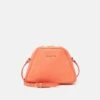 Patrizia Pepe Schoudertas - Coral Fluo -Damesmode aa8ab2c06e10438a963562e3f8142b40