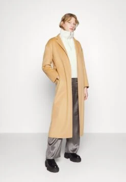 Filippa K Alexa Coat - Mantel - Light Camel 11 Filippa K Alexa Coat - Mantel - Light Camel -Damesmode ae3636061299418da14d2cba8d575b58