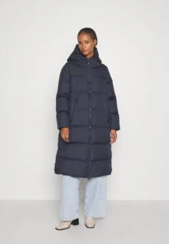 Marc O'Polo Coat Filled Fixed Hood Welt Pockets Side Slits With Press Buttons - Donsjas - Deep Blue Sea 12 Marc O'Polo Coat Filled Fixed Hood Welt Pockets Side Slits With Press Buttons - Donsjas - Deep Blue Sea -Damesmode ae990ffff9784c15bee20f8bd758d416