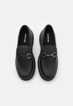 YOURTURN Unisex - Instappers - Black -Damesmode b09b6a3da6c44aa49d29eebb84ada7a9