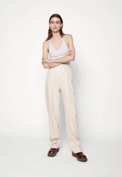 Filippa K Julie Trousers - Broek - Dusty Beige -Damesmode b7bb46acd26d443485bb70aba89425c6