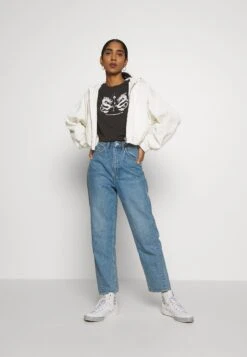 Even&Odd Hattie Mirrored Dragons Tee - T-Shirt Print - 801 - Anthracite 9 Even&Odd Hattie Mirrored Dragons Tee - T-Shirt Print - 801 - Anthracite -Damesmode c0131c53657d4b13bd0e301e68142893