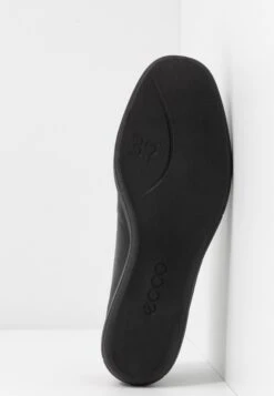 ECCO Simpil Loafer - Instappers - Black -Damesmode c3a1ebcb19ef4b8db759967814f41700