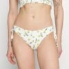Seafolly Summer Crush Loop Tie Side Pant - Bikinibroekje - Soft Olive -Damesmode c8085f8ef86d42809441f2681dd673d5