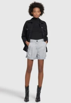 Khujo Elida - Shorts - Grey 11 Khujo Elida - Shorts - Grey -Damesmode ccc1d1e77e2b45f1b333ab5663c868f8